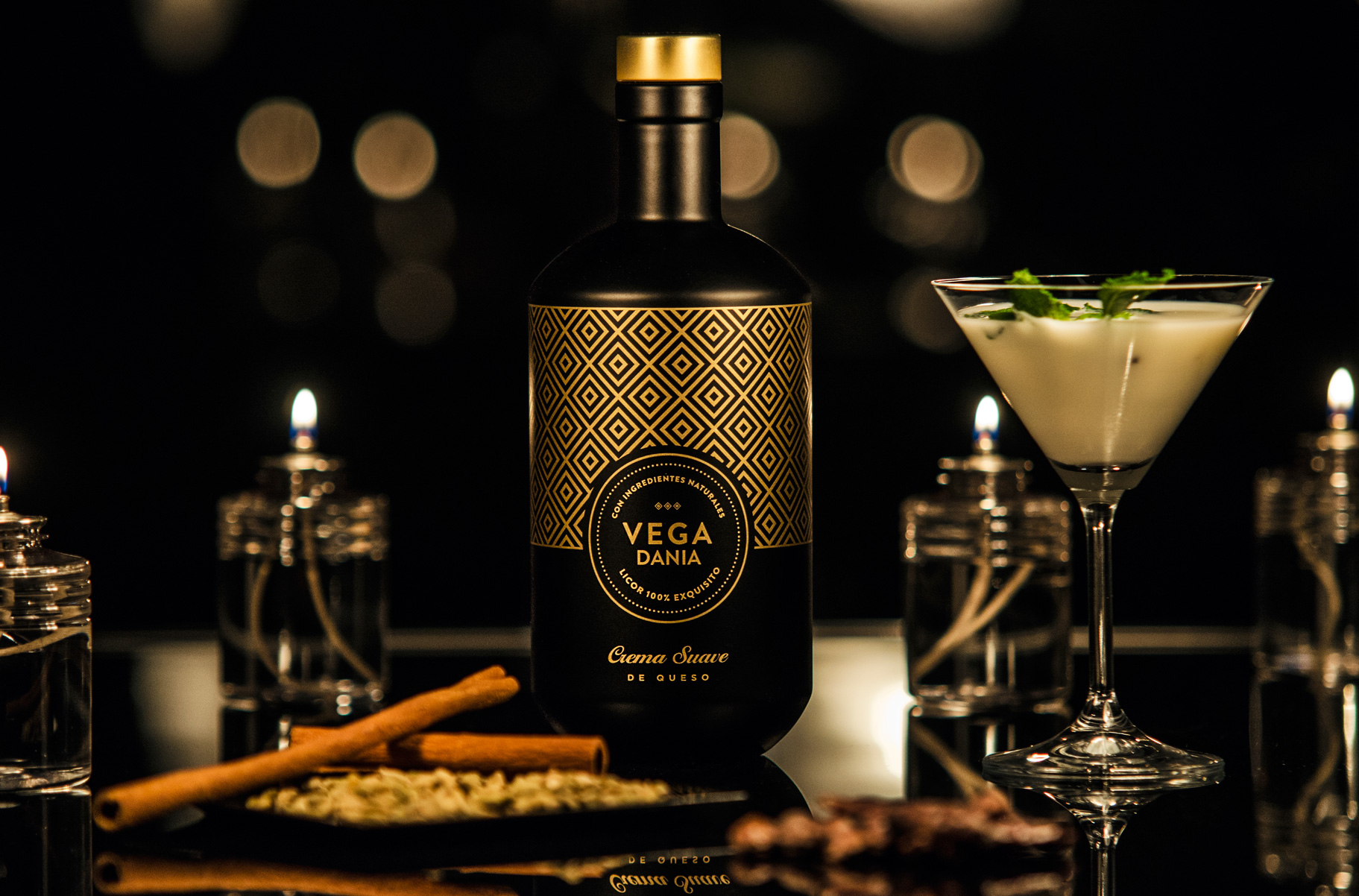 PRESENTACIÓN DEL LICOR SUAVE DE CREMA DE QUESO VEGA DANIA - Vega Dania